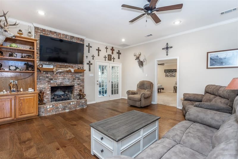 2424 Jolinda Lane, Whitesboro TX 76273 - Photo 8