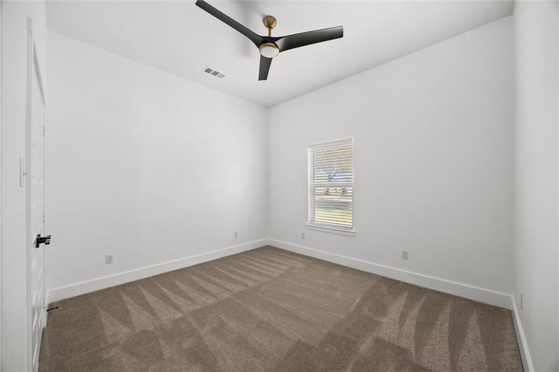 302 E Glenwood, Mabank TX 75147 - Photo 17