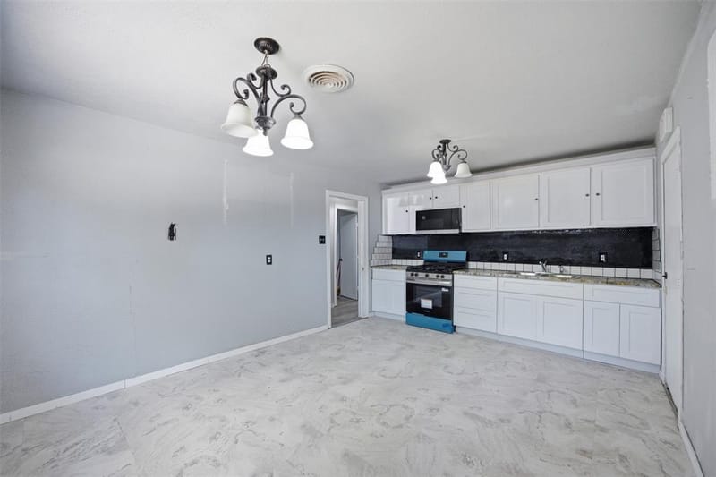 1044 E Cantey Street, Fort Worth TX 76104 - Photo 5