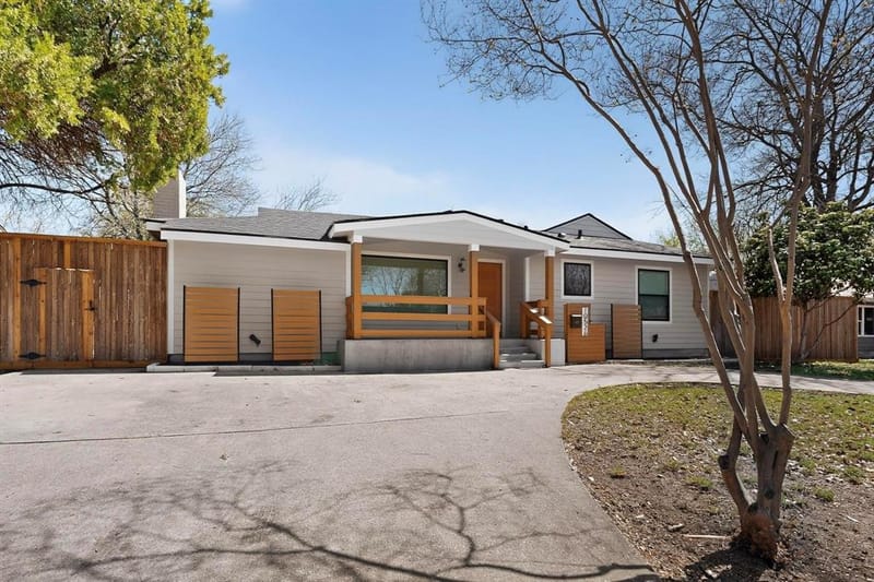 10526 Andover Drive, Dallas TX 75228 - Photo 2