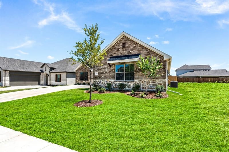 431 Maltese, Red Oak TX 75154