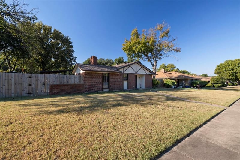 710 Waynelee Drive, Lancaster TX 75146 - Photo 27