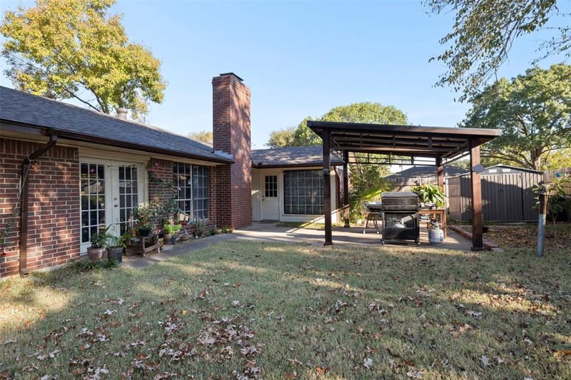 710 Waynelee Drive, Lancaster TX 75146 - Photo 22