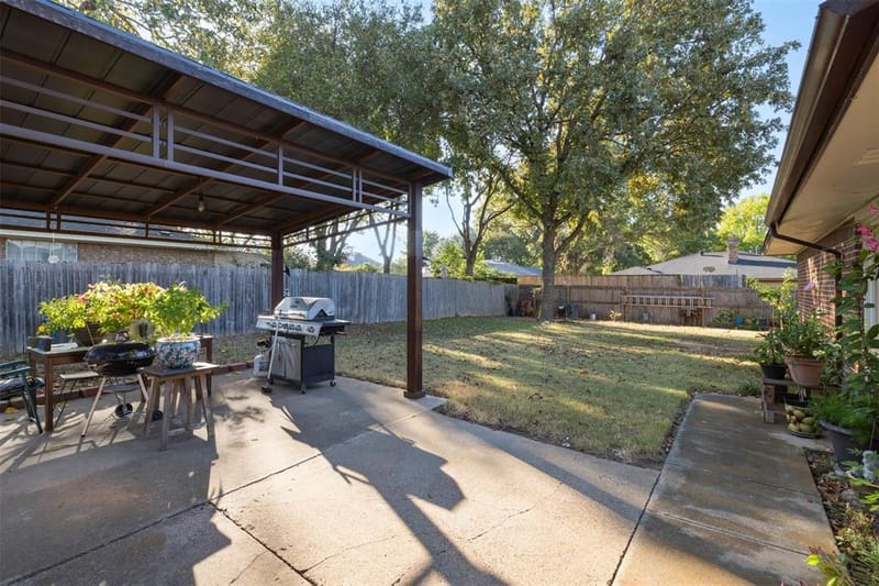 710 Waynelee Drive, Lancaster TX 75146 - Photo 20
