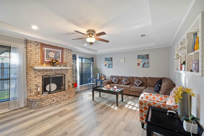 710 Waynelee Drive, Lancaster TX 75146 - Photo 4