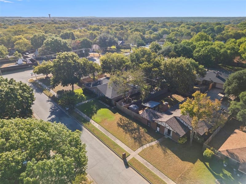 710 Waynelee Drive, Lancaster TX 75146 - Photo 25
