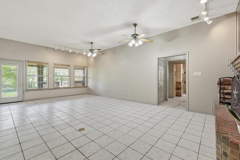 135 Private Road 2828, Decatur TX 76234 - Photo 3