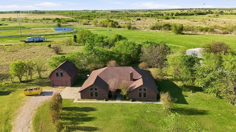 135 Private Road 2828, Decatur TX 76234 - Photo 36