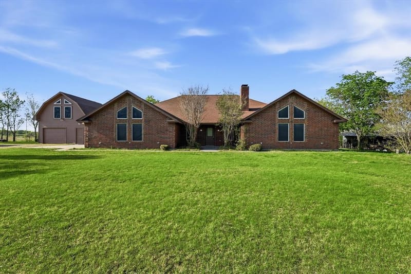 135 Private Road 2828, Decatur TX 76234