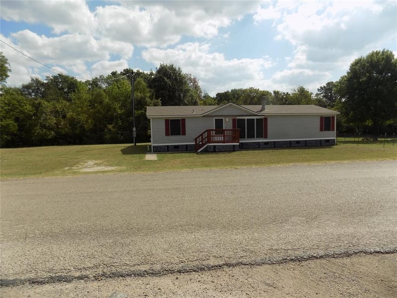 3450 Sarra Lane, Springtown TX 76082 - Photo 2