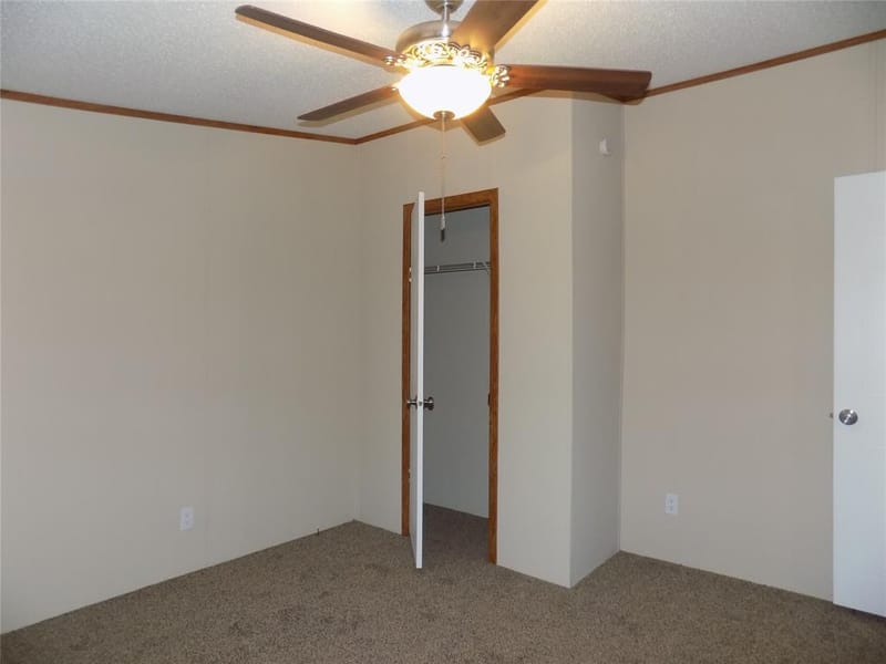 3450 Sarra Lane, Springtown TX 76082 - Photo 17