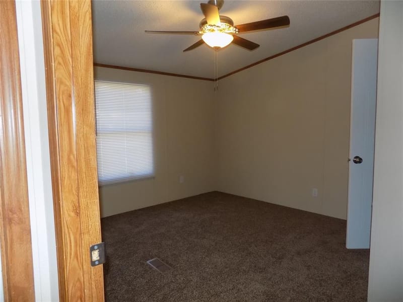 3450 Sarra Lane, Springtown TX 76082 - Photo 16