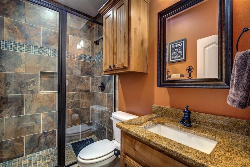 811 Rs County Road 4250, Point TX 75472 - Photo 16