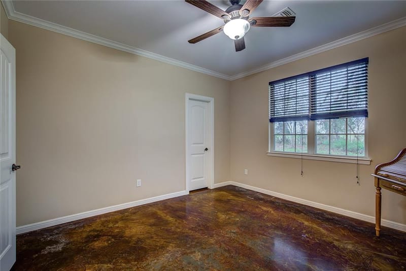 811 Rs County Road 4250, Point TX 75472 - Photo 22