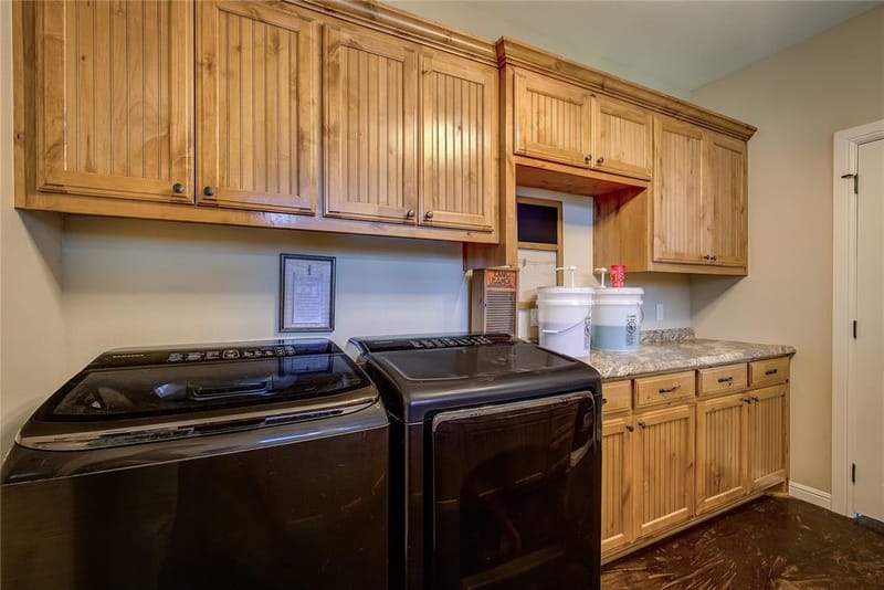 811 Rs County Road 4250, Point TX 75472 - Photo 24