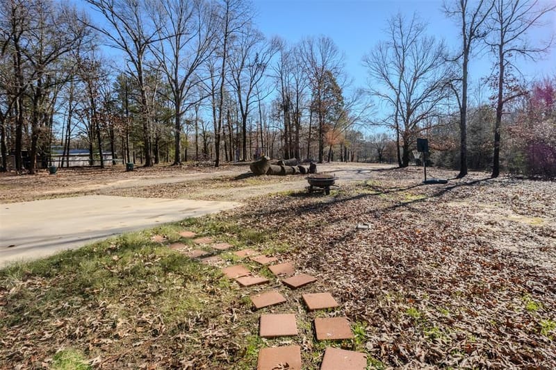 8676 State Highway 19, Edgewood TX 75117