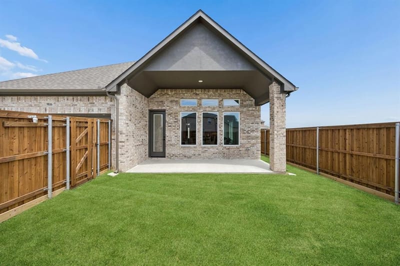 9816 Dahlia Boulevard, Mesquite TX 75126 - Photo 28