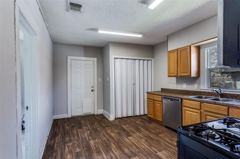 826 Mirike Drive, White Settlement TX 76108 - Photo 9