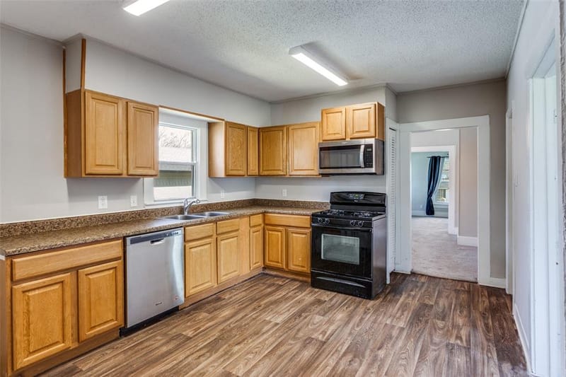 826 Mirike Drive, White Settlement TX 76108 - Photo 10