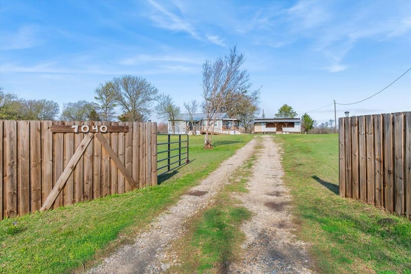 7040 County Road 131b, Terrell TX 75161 - Photo 2