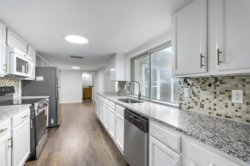 11026 Mccree Road, Dallas TX 75238 - Photo 13