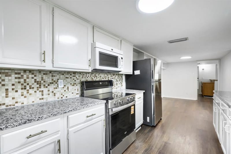 11026 Mccree Road, Dallas TX 75238 - Photo 12