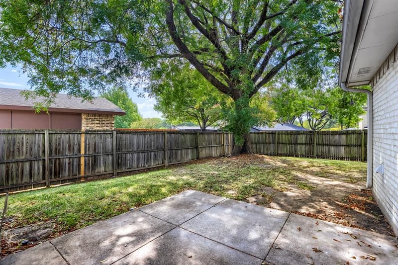 11026 Mccree Road, Dallas TX 75238 - Photo 26