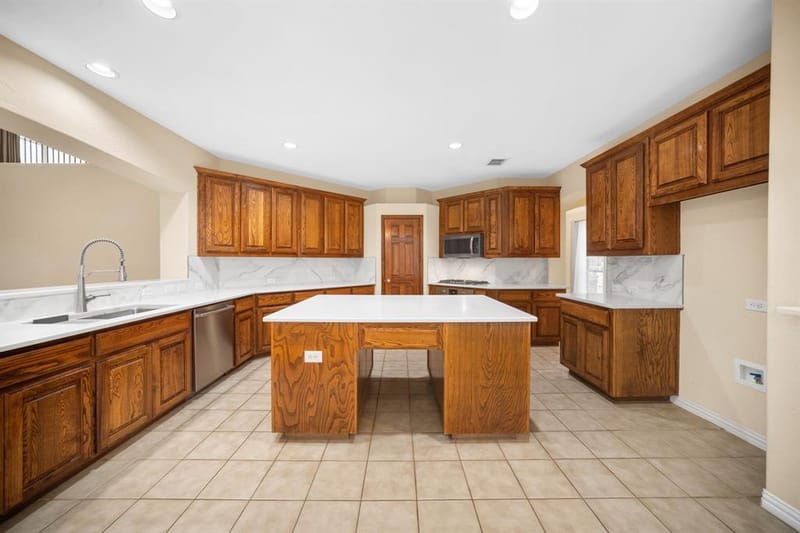 7215 Herboso, Grand Prairie TX 75054 - Photo 8