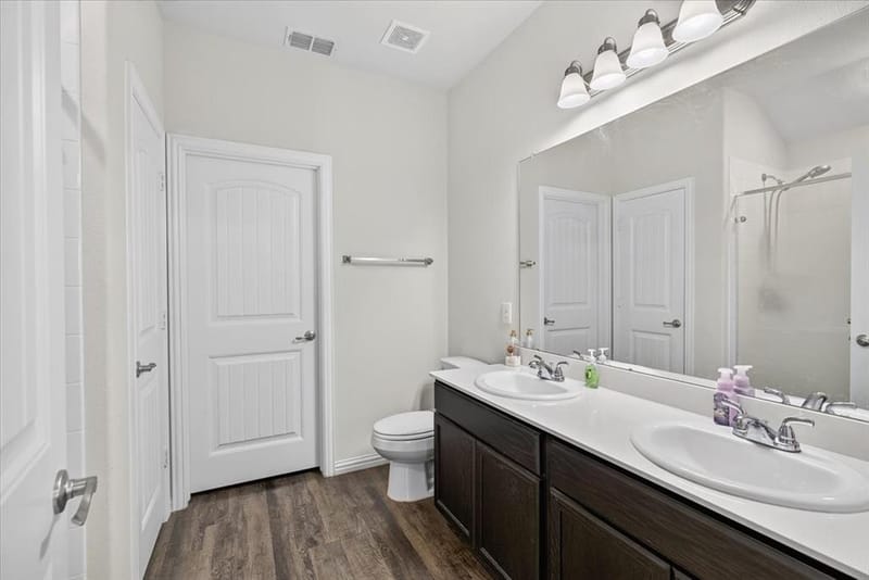 515 Cottage Row, Mabank TX 75147 - Photo 11