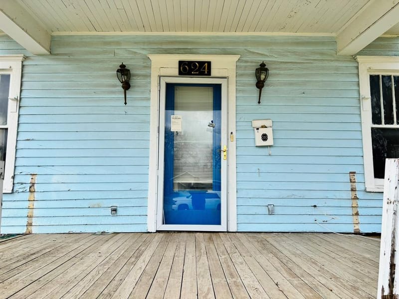 624 W Gandy Street, Denison TX 75020 - Photo 7