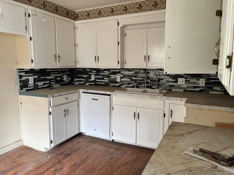 624 W Gandy Street, Denison TX 75020 - Photo 25