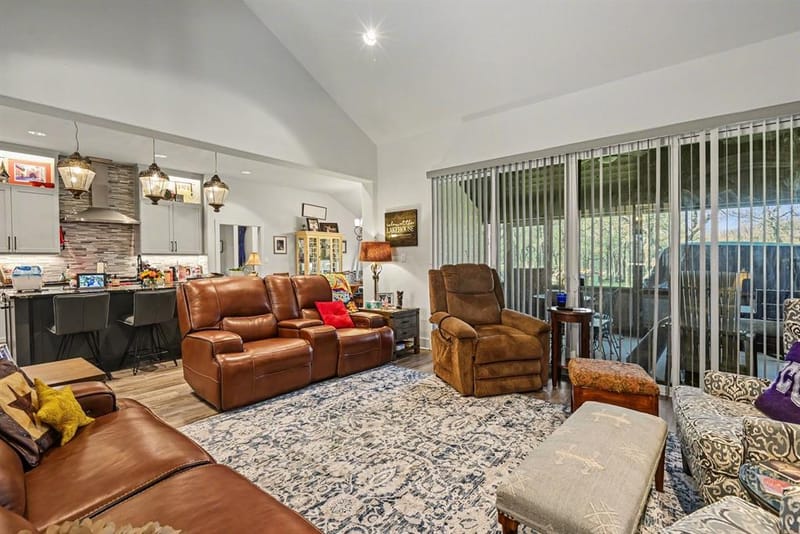 192 Grand Harbor Boulevard, Chico TX 76431 - Photo 3