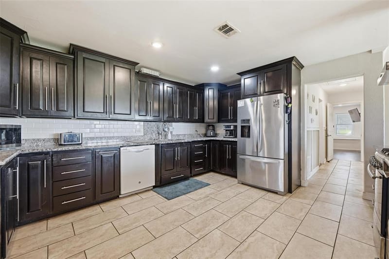 379 Private Road #4650, Boyd TX 76023 - Photo 9