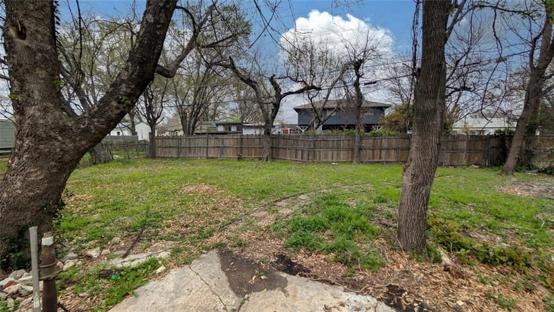 1425 W Walnut Street, Garland TX 75042 - Photo 28