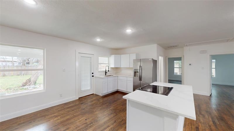 1425 W Walnut Street, Garland TX 75042 - Photo 10