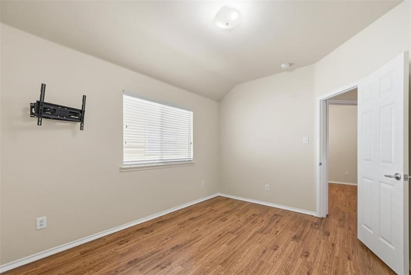 113 Creekview Drive, Anna TX 75409 - Photo 13