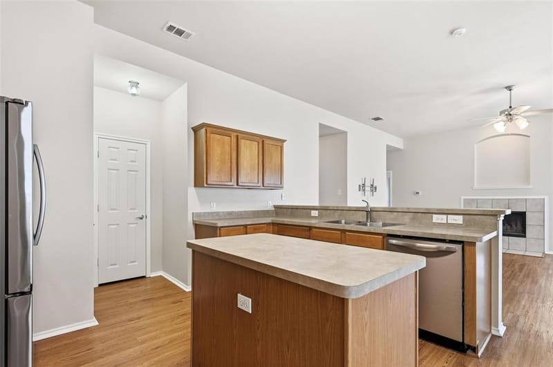 113 Creekview Drive, Anna TX 75409 - Photo 5