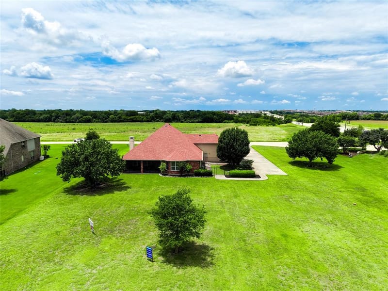 101 Island Way, Princeton TX 75407 - Photo 29