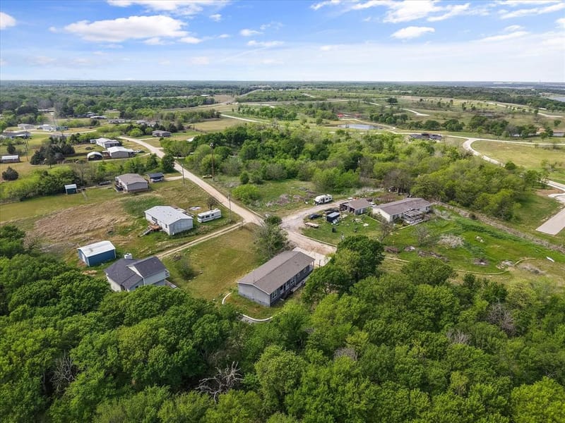 136 SE County Road 3048, Corsicana TX 75109 - Photo 39