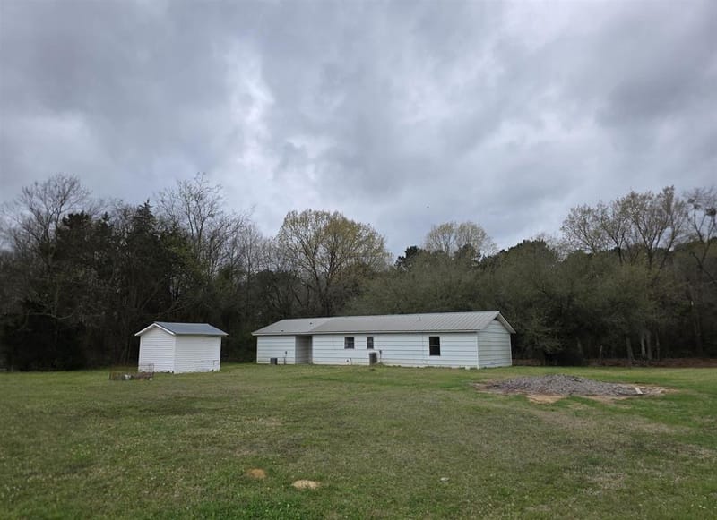 1886 Opossum Rd, Pittsburg TX 75686 - Photo 14