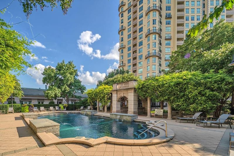 3401 Lee Parkway # 102, Dallas TX 75219 - Photo 20