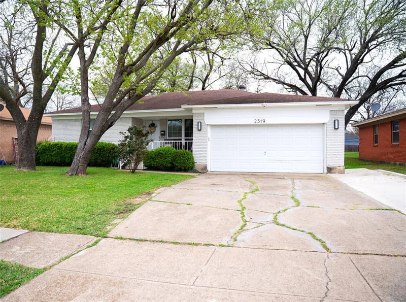 2319 Toulon Lane, Dallas TX 75227
