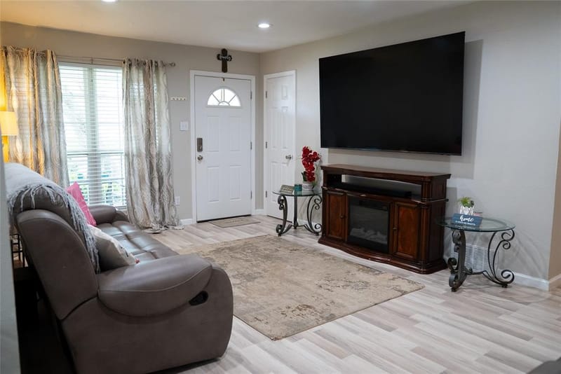 2319 Toulon Lane, Dallas TX 75227 - Photo 4