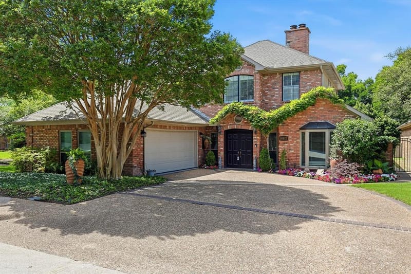 14917 Oaks North Drive, Addison TX 75254