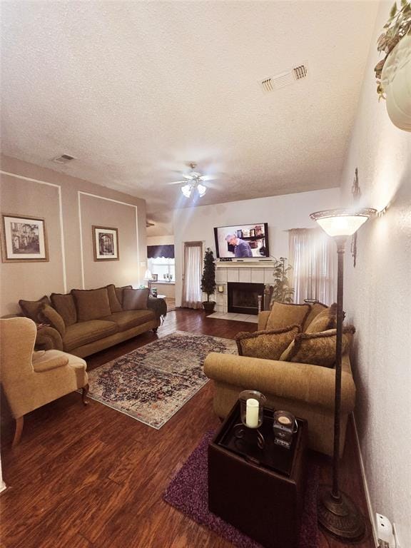 1115 Parker Court, Cedar Hill TX 75104 - Photo 2