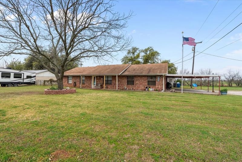 600 S Colorado Street, Whitney TX 76692 - Photo 2