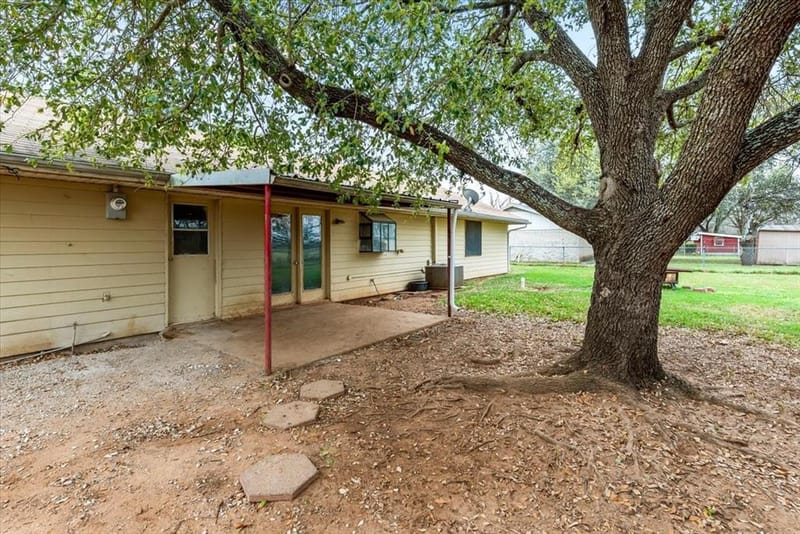 600 S Colorado Street, Whitney TX 76692 - Photo 7