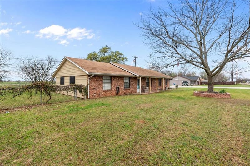 600 S Colorado Street, Whitney TX 76692 - Photo 3