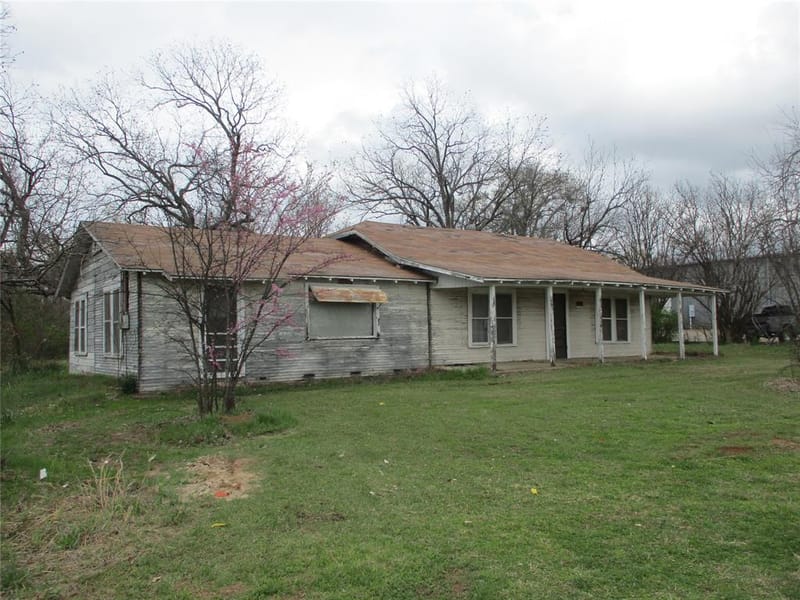 522 E QUITMAN Street, Emory TX 75440