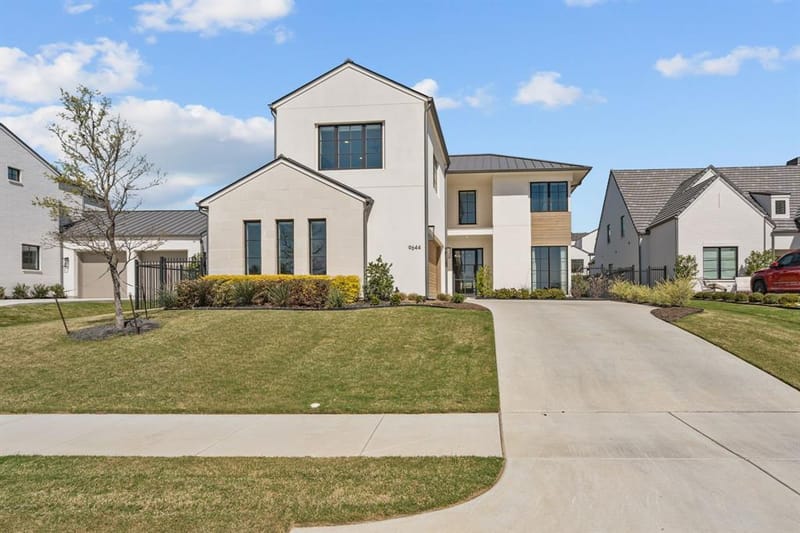 9644 Latour Lane, Fort Worth TX 76126